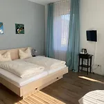 Szálloda Markgraefler Hof 3*