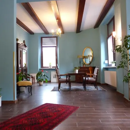 Markgraefler Hof מלון