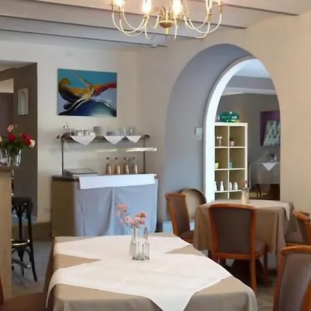 Markgraefler Hof מלון